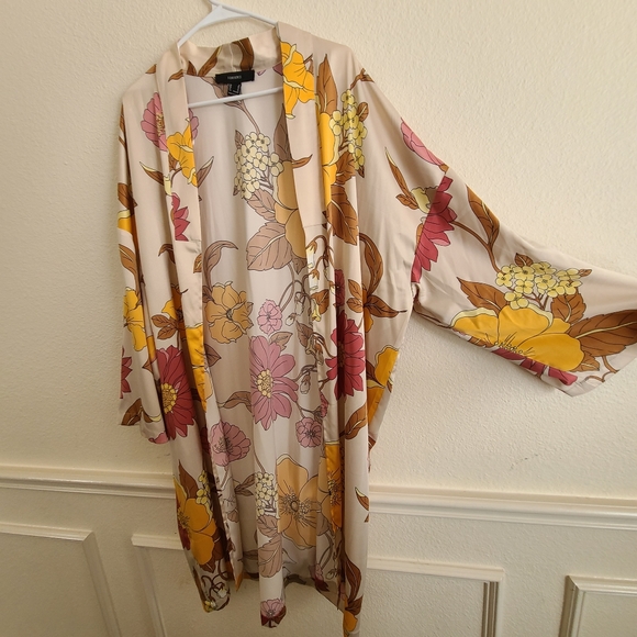 Silky Womens Cardigan - Picture 2 of 5